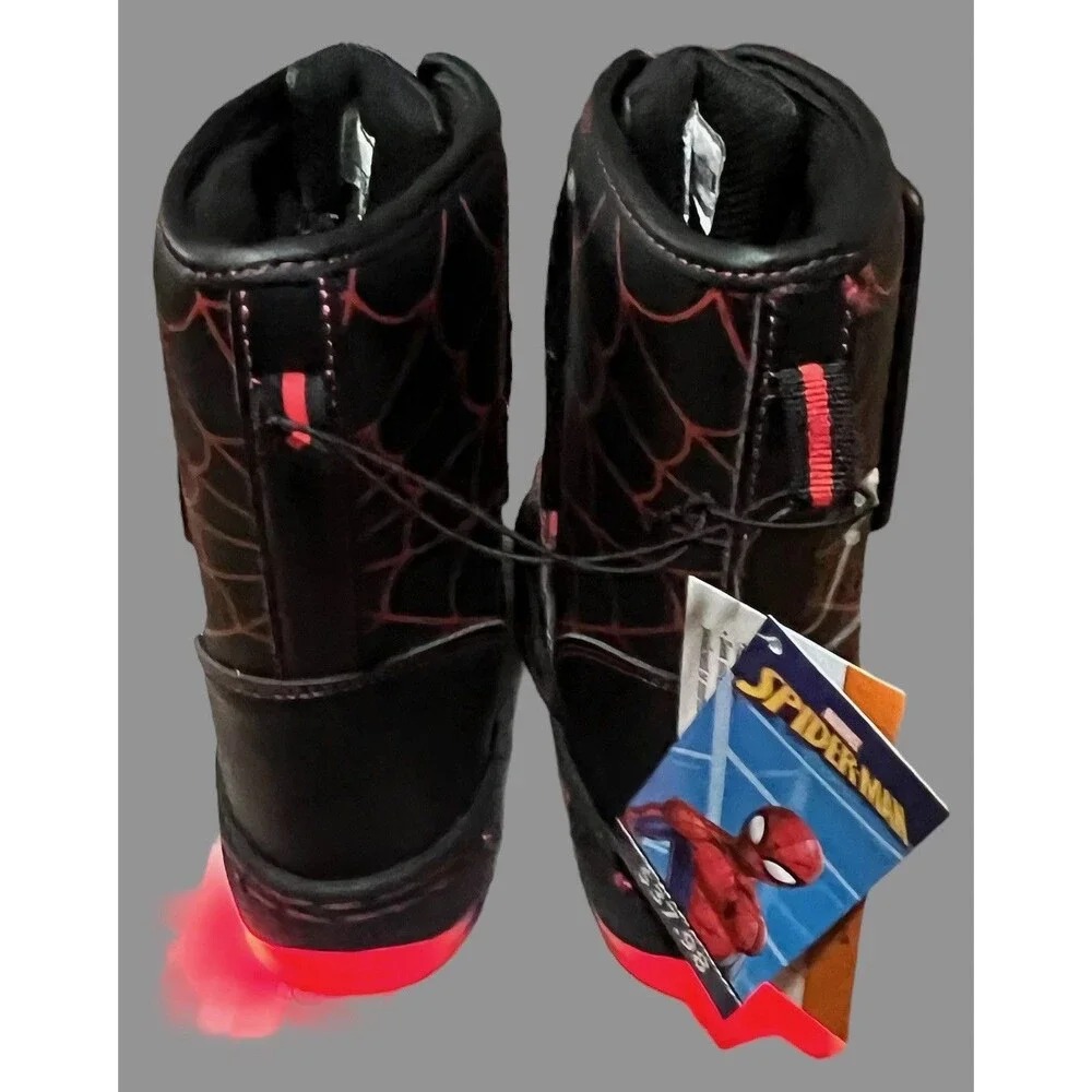 Marvel Spider-Man Boots Toddler Size 6 Light Up Snow Winter Red Black Boys